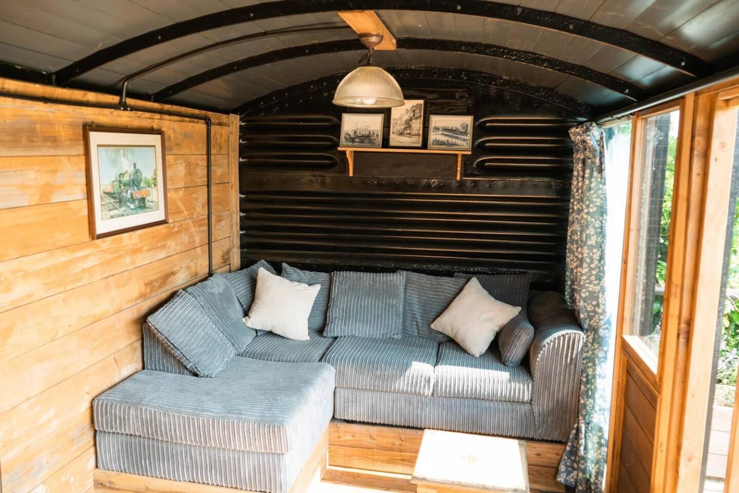 Swallowfield Glamping-Station Master Yeovil Esterno foto